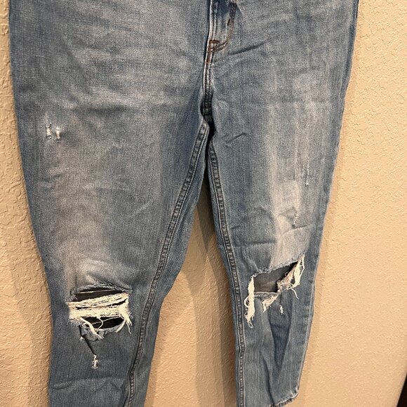 Abercrombie & Fitch The Skinny High Rise Jeans | Size 12 - Picture 3 of 4